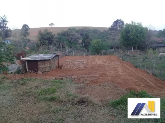 Chácara à Venda, 1.000 m² em Zona Rural - Pouso Alegre