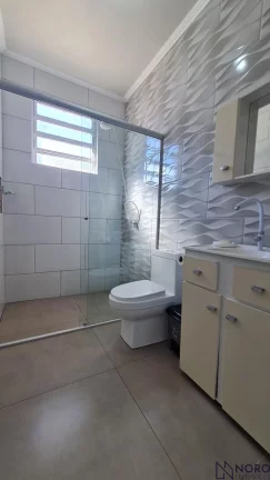 Imagem Casa Espaçosa com Edícula e Amplo Pátio - Bairro Nossa Senhora do Perpétuo Socor