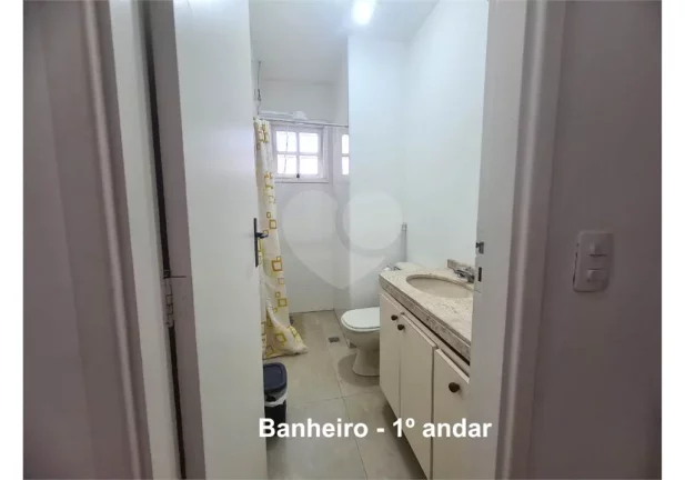 Imagem Casa à venda com 4 quartos, sendo 1 suíte, no condomínio Vila Panamericana, São Paulo - SP