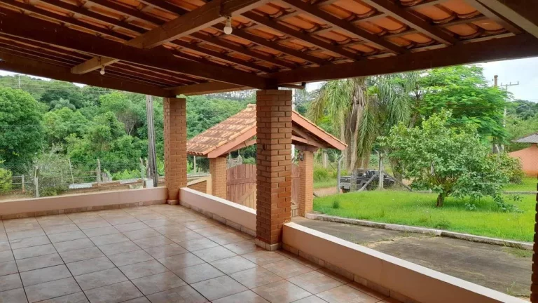 Imagem CHÁCARA LOCALIZADA NO JARDIM CANANEIA - PILAR DO SUL - SP