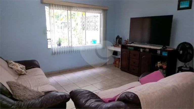 Imagem Sobrado à venda com 3 quartos em Vila Sônia, São Paulo - SP