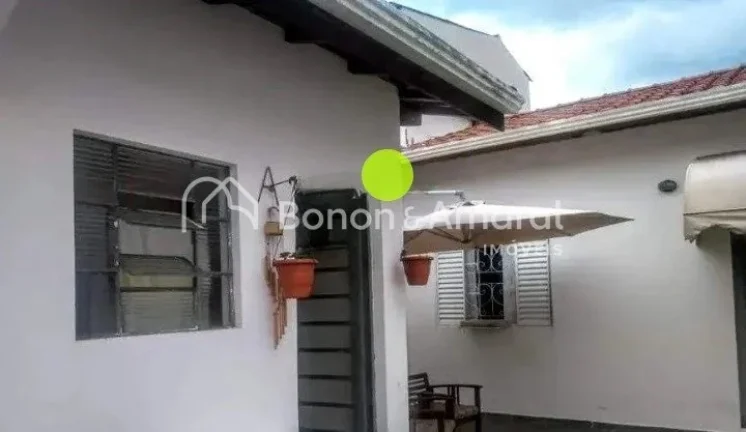 Imagem Terreno com duas casas construídas, ideal para morar e empreender. A casa frontal possui 45,69 m² ...