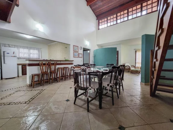 Imagem Belíssima Casa à venda, com 5 Dormitórios 2 Suítes 280m² de área útil, na Riviera de São Lourenço - Bertioga SP