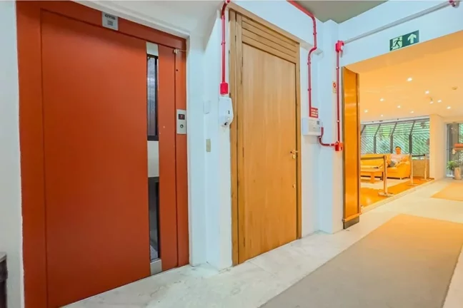 Imagem Sala Comercial à Venda, 35 m² em Petrópolis - Porto Alegre