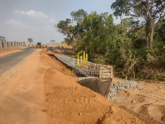 Imagem TE0097

Lote a venda em CondomÃ­nio Villa Toscana - Senador Canedo GO

- Com 1001,67mÂ²;
- LocalizaÃ...