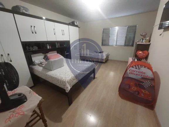 Imagem Casa à venda na Vila Medeiros, São Paulo-SP: 6 quartos, 3 banheiros, 2 vagas. Duas casas no mesmo terreno! Venha conhecer!