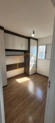 Imagem Apartamento com 2 dormitórios, sendo um com guarda-roupa planejado, piso laminado, sala para dois a...