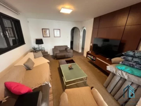 Imagem Casa frente Mar duas frentes, com 6 Suítes, 450m2 de área construída em Piçarras SC