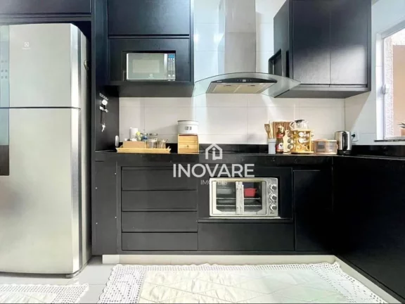 Imagem Casa com 3 dormitórios à venda, 163 m² por R$ 600.000,00 - Jardim Morumbi - Itumbiara/GO