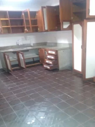 Imagem CASA À VENDA NO CENTRO DA CIDADE, MACAÉ/RJ.