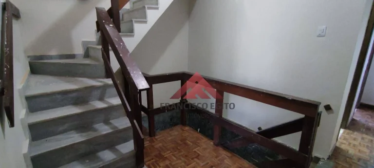 Imagem Casa com 4 dormitórios à venda, 243 m² por R$ 380.000,00 - Barreto - Niterói/RJ