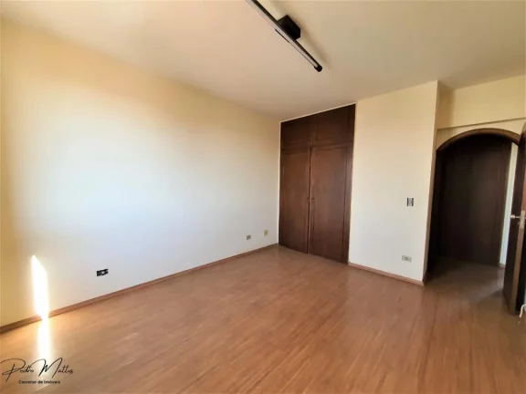 Imagem Imóvel com 3 Quartos à Venda, 153 m² em Centro - Piracicaba
