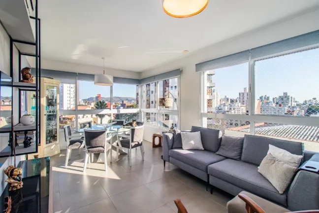 Imagem Apartamento à venda em Porto Alegre, Petrópolis, com 2 quartos, 80,21m2
