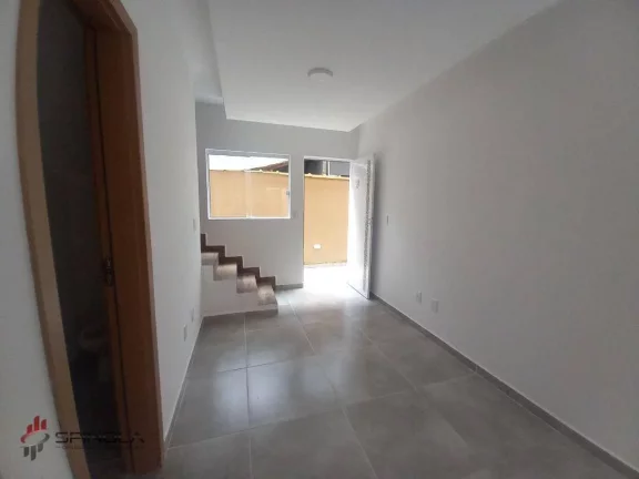Imagem Sobrado com 2 dormitórios à venda, 55 m² por R$ 290.000,00 - Vila Caiçara - Praia Grande/SP