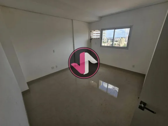 Imagem Cobertura Espaçosa em Cuiabá, Quilombo - Oportunidade Rara! Características do Imóvel: Área Tot...
