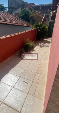 Imagem Vendo Ótima Casa térrea em Jardim Ana Lucia - São Paulo