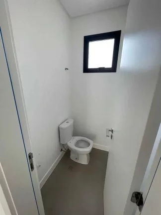 Imagem Apartamento com 3 suítes sendo 1 demi e 3 vagas de garagem no Centro de Balneário Camboriú/SC