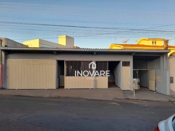 Imagem Casa com 11 dormitórios à venda, 418 m² por R$ 780.000,00 - Setor Central - Itumbiara/GO
