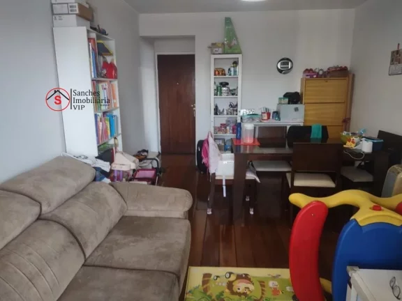 Imagem Apartamento 3 dormitórios na Mooca. Vaga de garagem livre e coberta. Ótima localização, ao lado da Rua do Oratório. 15 minutos a p?(C) do Metrô Bresser.