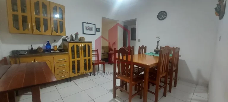 Imagem Casa à venda em Franco da Rocha-SP, Jardim Luciana: 2 quartos, 2 salas, 3 vagas de garagem, 214m² de área. Confira!