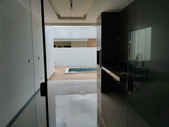 Imagem Casa à Venda no Condomínio Terras Alphaville 1 - Confira os Detalhes!