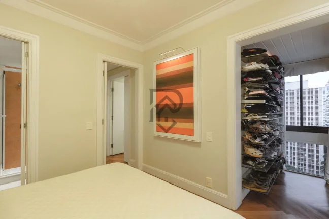 Imagem Apartamento pinheiros andar alto condominio arborizado
