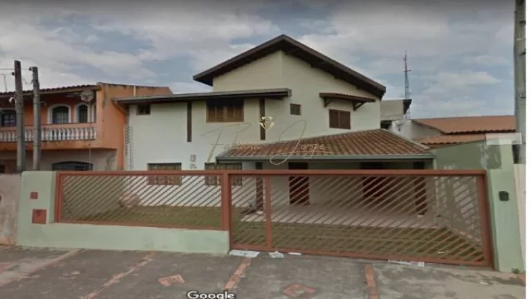 Casa com 3 Quartos à Venda, 215 m² em Parque Jambeiro - Campinas