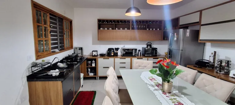 Imagem Sobrado Vila Monumento - 250M², 3 Dorms, 2 Vagas, Quintal.