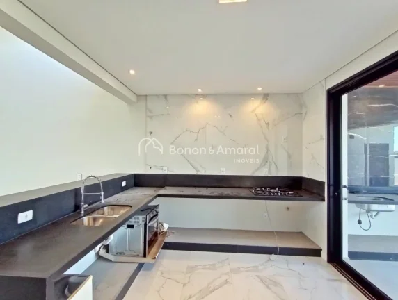 Imagem Com arquitetura moderna e ambientes aconchegantes, esta residência oferece um living integrado para...