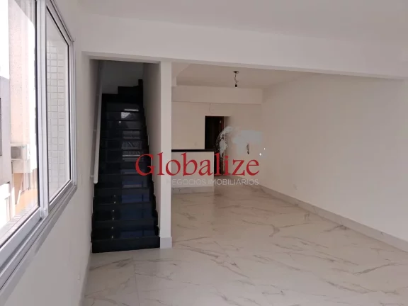 Imagem Casa Sobreposta Alta em Santos no bairro do Embaré próximo a Aparecida com piscina por R$ 1.450.000,00.