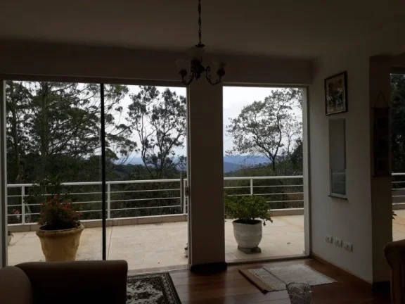 Imagem Casa em condomínio para Venda por R$3.600.000,00 com 650m², 4 salas, 5 banheiros e 4 vagas - Serra da cantareira, Mairiporã / SP - Cód. BDI13848