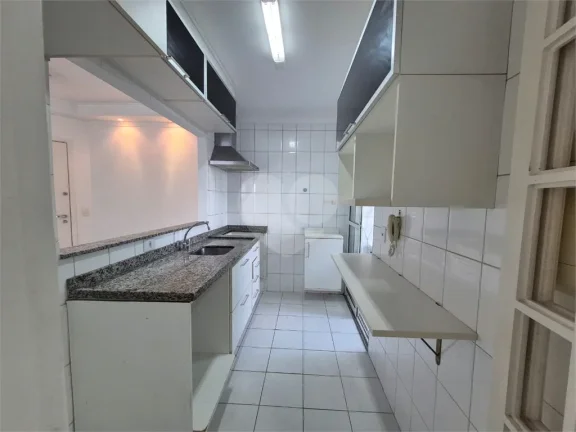 Imagem Apartamento à venda com 2 quartos, sendo 1 suíte, no condomínio Oásis Residencial Club Lapa, São Paulo - SP
