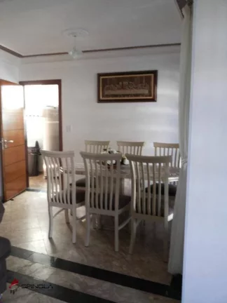 Imagem Casa com 3 dormitórios à venda, 420 m² por R$ 1.050.000,00 - Jardim Imperador - Praia Grande/SP