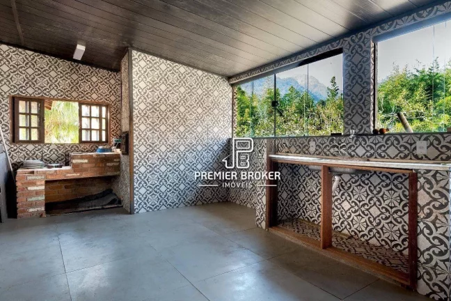 Imagem Casa à venda, 400 m² por R$ 880.000,00 - Córrego das Pedras - Teresópolis/RJ