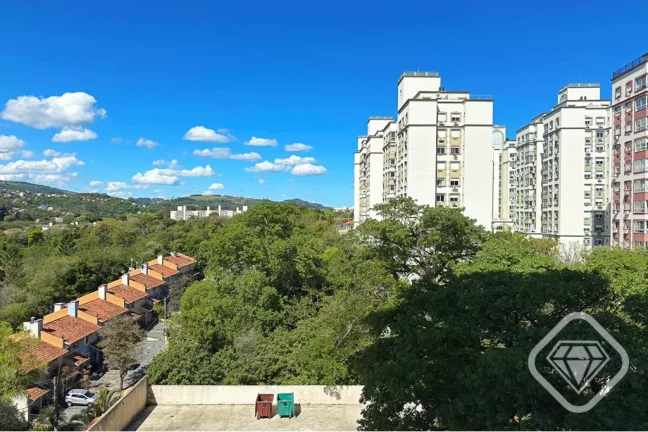 Imagem Apartamento amplo e iluminado na Avenida Cavalhada.

Conforto, privacidade e vaga dupla coberta em c...