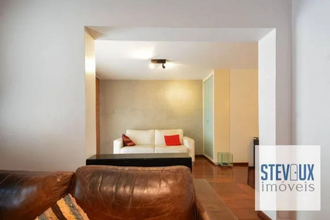Imagem Apartamento reformado e mobiliado a venda em Moema !