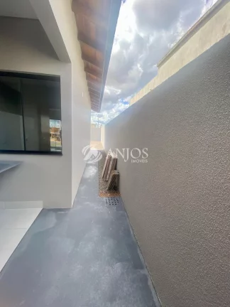 Imagem CASA A VENDA COM 02 QUARTOS, NO SONHALTO VIDEIRA, SINOP - MT.