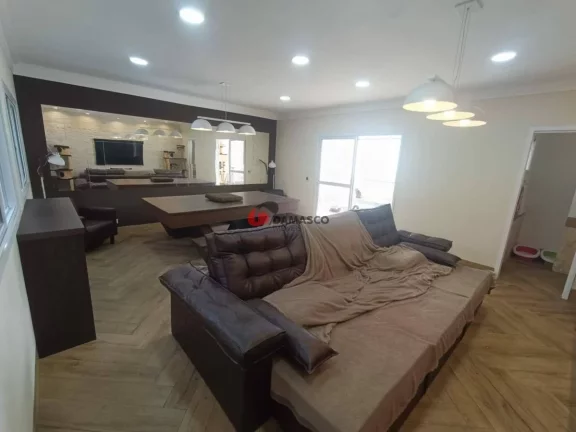 Imagem Sobrado à venda 2 Quartos, 2 Suites, 3 Vagas, Fundação, São Caetano do Sul - SP