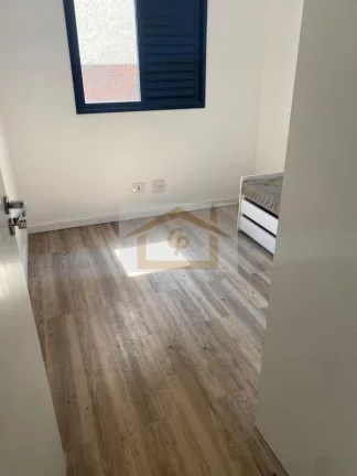 Imagem Excelente, Condominio e Clube, 2 quartos sendo um suíte, 1 vaga coberta