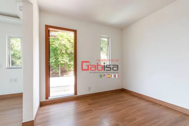 Imagem Casa com 6 dormitórios à venda, 400 m² por R$ 3.150.000 - Village de Búzios - Armação dos Búzios/RJ