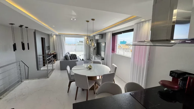 Imagem Cobertura para Venda em Florianópolis / SC no bairro Ingleses do Rio Vermelho