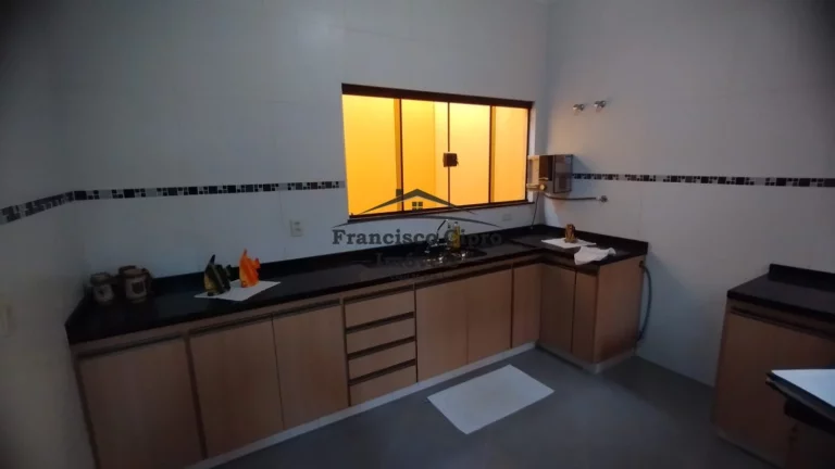 Imagem Casa à venda no bairro Portal das Colinas - Guaratinguetá/SP