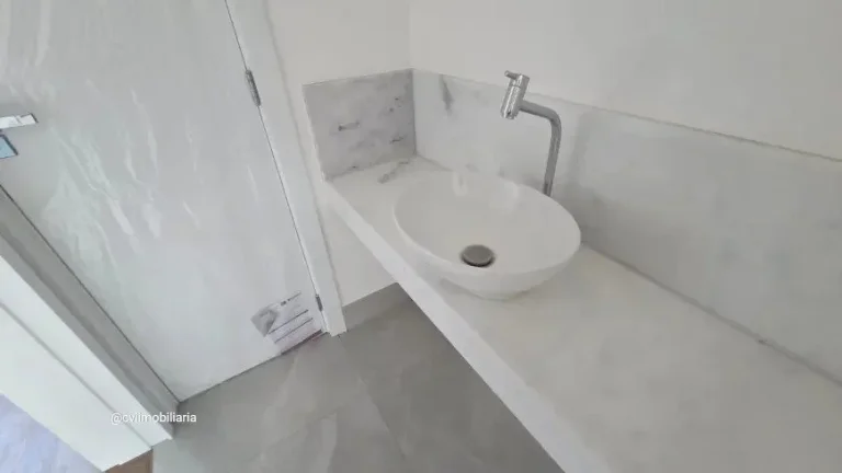 Imagem Prédio 100% revestido, elevador, prédio com apenas 6 unidades, àgua, luz e gás individualizados,...