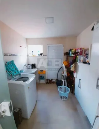 Imagem Casa à venda em Vargem Grande, 4 quartos, 3 vagas e 350m2 de área útil.