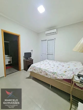 Imagem Casa Vila Carolina 3 dormitórios, sendo 1 suíte