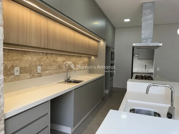 Imagem Apresentamos uma casa moderna e sofisticada, projetada para oferecer o máximo de conforto e pratici...