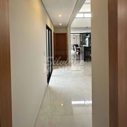 Imagem Casa com piscina aquecida no condomínio Santinon