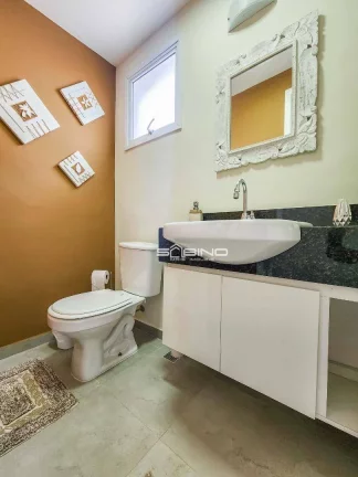 Imagem Belíssima casa de Villagio à venda com 4 Dormitórios sendo 2 suítes 232m² na Riviera de São Lourenço - Bertioga SP