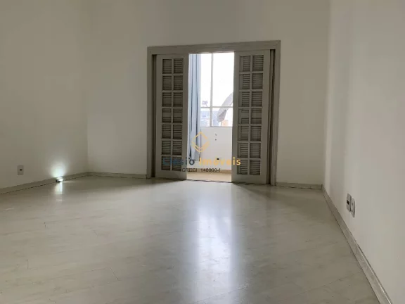 Imagem Apartamento para venda reformado com 2 quartos, 2 banheiros, 100m²