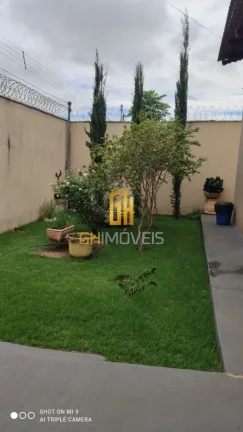 Imagem CA1978

Casa com 3 quartos no Residencial Alice Barbosa, em terreno com 300m² com 180m² de área c...